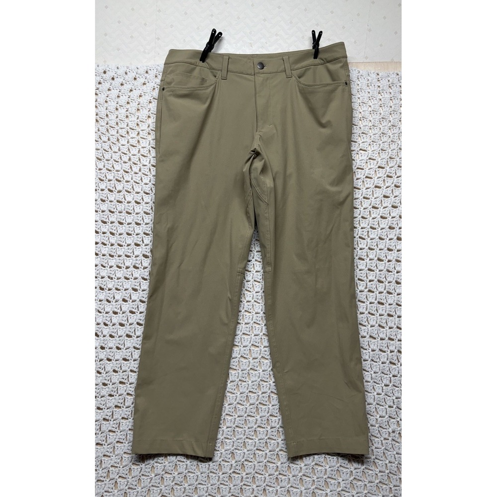 Lululemon Commission Chino Pants Mens Size 34x28 Beige Slim-Fit Pockets